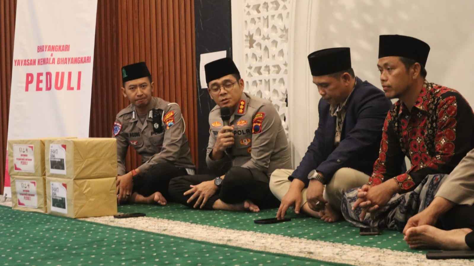 Safari Ramadan, Kapolresta Magelang Berbuka Puasa Dengan Anak Yatim