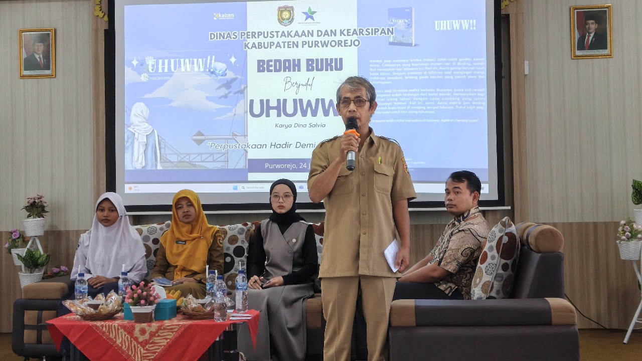 Siswi SMP Purworejo Terbitkan Buku Best Seller, 'UHUWW' Jadi Koleksi Perpustakaan Daerah