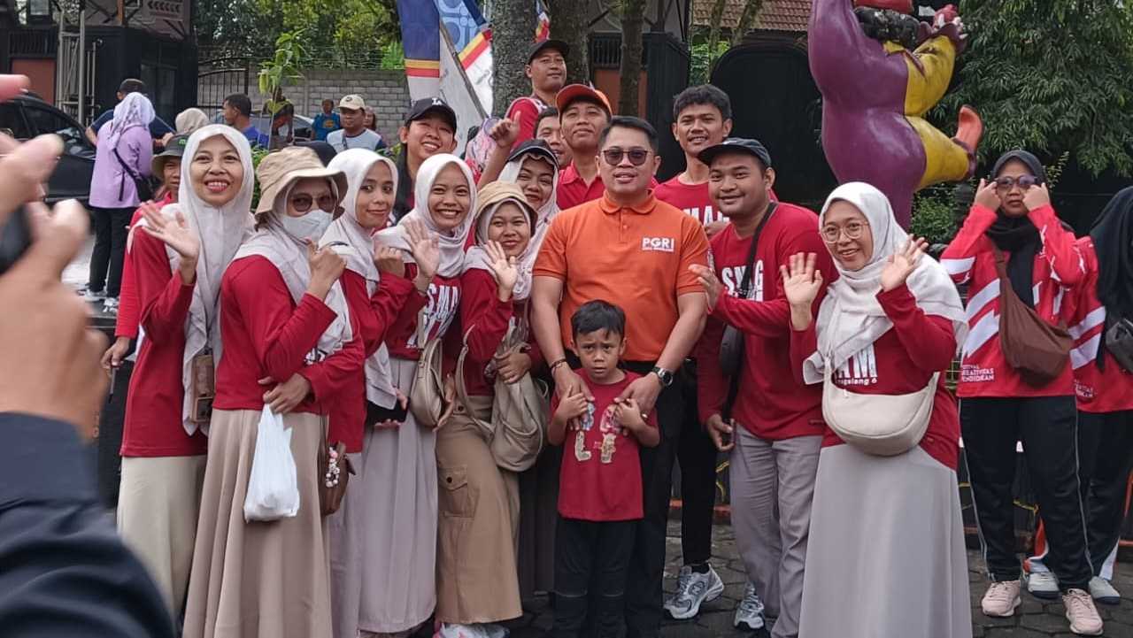 Ratusan Guru Meriahkan Jalan Santai, Walikota Magelang Minta Pelajar Menghormati Pendidik