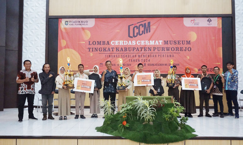 SMP N 1 Purworejo Juara LCCM Tahun 2024