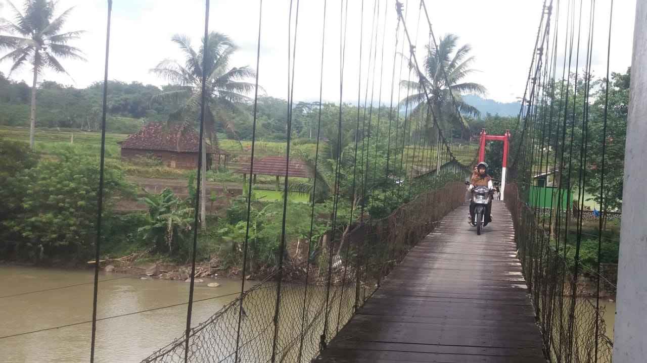 Mirip Jembatan Ngembik, Ini Sejarah Jembatan Gantung Kali Progo di Kota Magelang