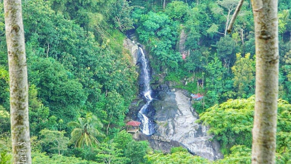 Keindahan Curug Watu Ploso, Rekomendasi Wisata Curug Dekat Candi Borobudur buat Liburan Tahun Baru