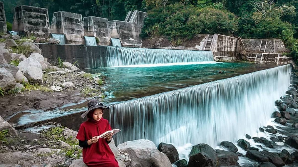 Indahnya Grojogan Kapuhan Wisata Aliran Lahar Dingin Merapi yang Memukau, Harga Tiket Bisa Cek Di Sini!