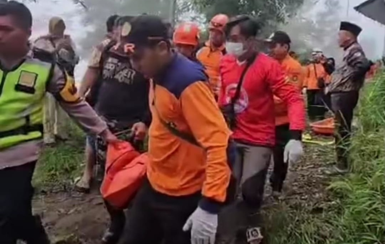 Mayat Pria Hilang Dua Hari Ditemukan Tergantung di Hutan Bansari Temanggung