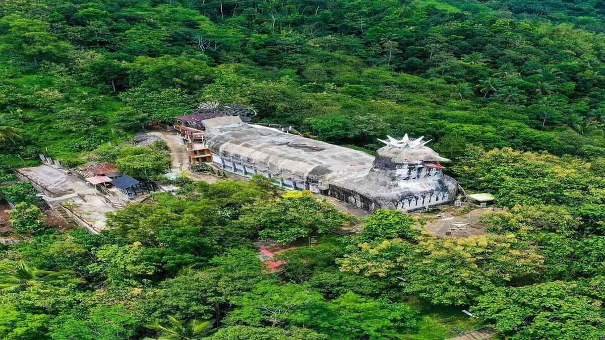 Bukit Rhema Gereja Ayam: Wisata Religi yang Menyuguhkan Pemandangan Cantik di Magelang