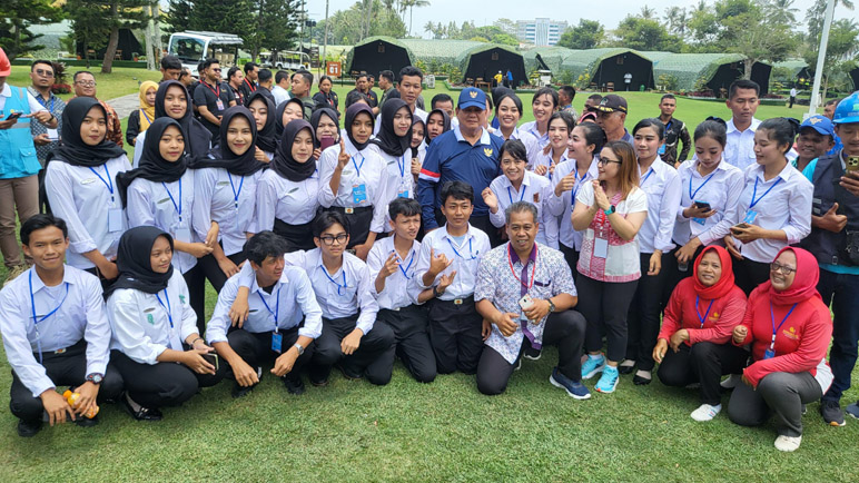 Retreat Kabinet Merah Putih di Akmil Ajang Pembelajaran Kompetensi Keahlian Perhotelan SMKN 3 Magelang