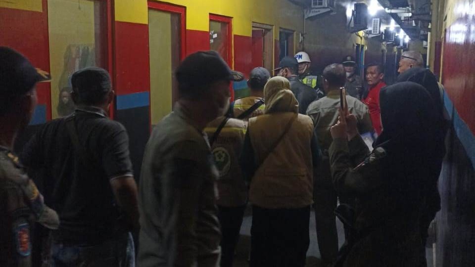 Razia Tempat Hiburan Malam di Purworejo, Tim Gabungan Temukan Seorang Perempuan Positif HIV/AIDS