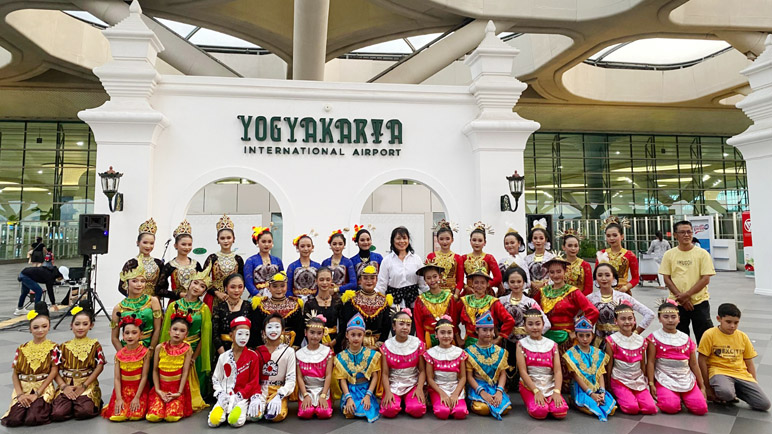 Festival Liburan Sekolah, Seniman Muda Purworejo Tampil di Bandara YIA