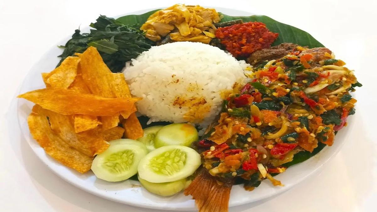 Nasi Kapau Minangkabau, Masakan dengan Citarasa Autentik Setelah Nasi Padang yang Wajib Kamu Coba!