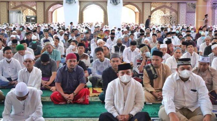 Dalil-dalil tentang Larangan yang Harus Ditinggalkan Ketika Melaksanakan Shalat Jumat