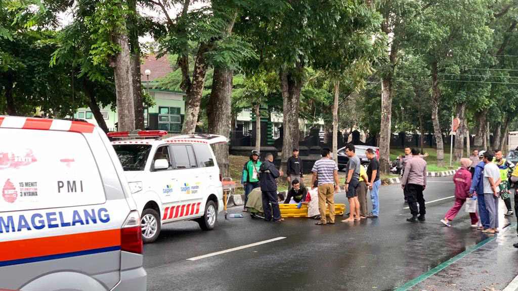Pengemudi Mobil Pikap Kabur Usai Lindas Pelajar di Jalan Gatot Soebroto Kota Magelang