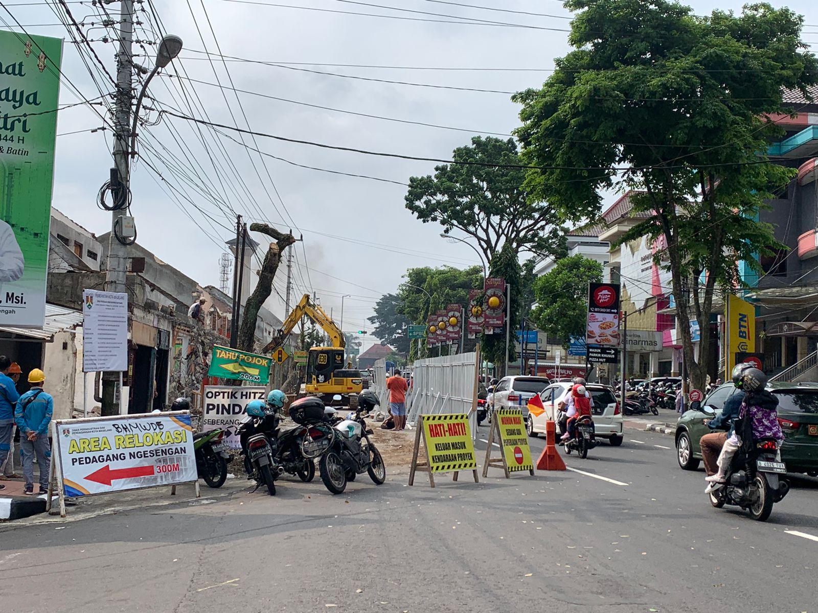 Shelter Sementara Jalan Sutopo Magelang Minim Fasilitas, Pedagang : Kita Pasrah Saja