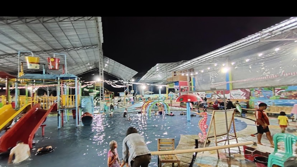 Lintang Waterpark Magelang, Kolam Renang Air Hangat yang Cocok untuk Bersantai Bersama Keluarga!