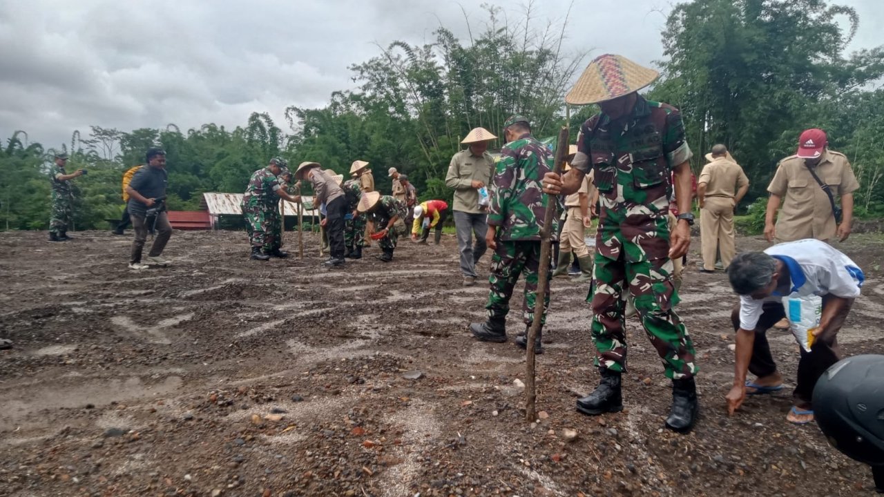 Proses Tanam Jagung, Meriahkan Hari Juang Kartika di Magelang