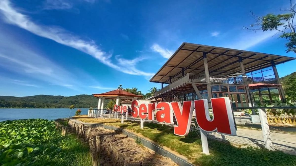 Nongkrong With a View di Cafe Serayu Banyumas, Cafe Hits di Pinggiran Sungai Serayu yang Instagramable!