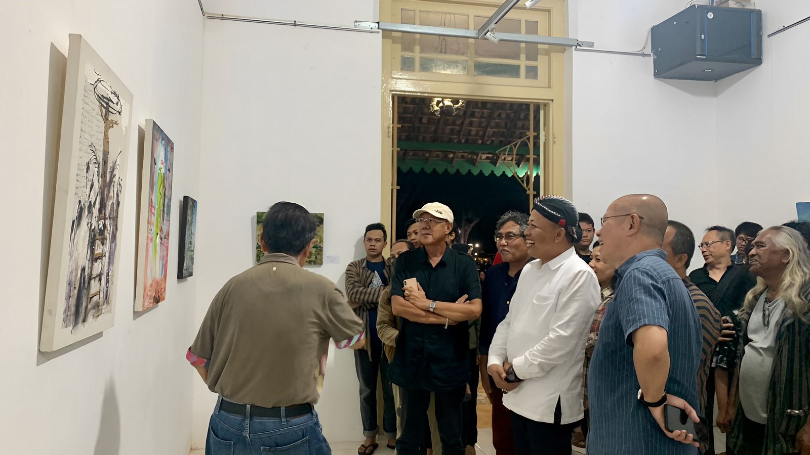  Bersinergi Dalam Karya Seni Rupa, Pameran Lukisan Pesta Rakyat Magelang Resmi Dibuka