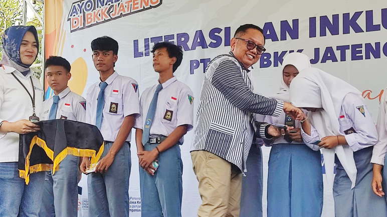  1.000 Siswa SMKN 1 Sukoharjo Wonosobo Dibekali Literasi Keuangan 