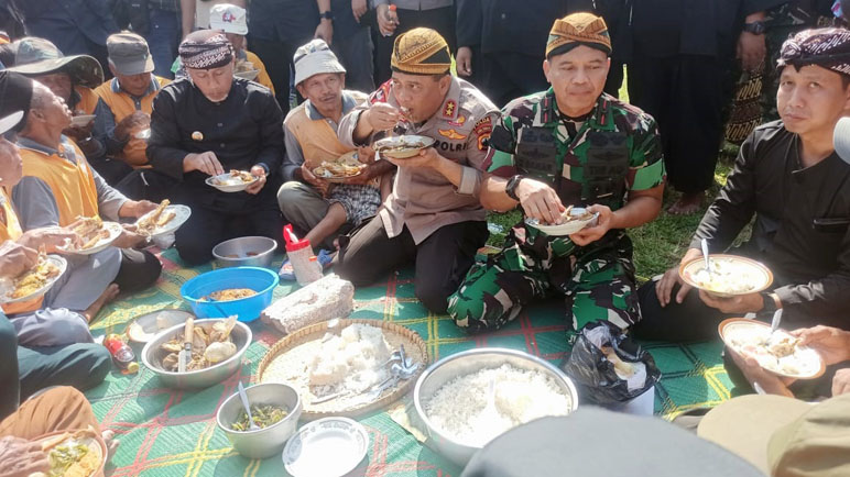 Menengok Tradisi Wiwit Mbako di Temanggung, Tak Hanya Ungkap Rasa Syukur