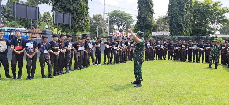 SMP Negeri 4 Magelang Digembleng Pendidikan Karakter Pelajar Pancasila di Kodim 0705