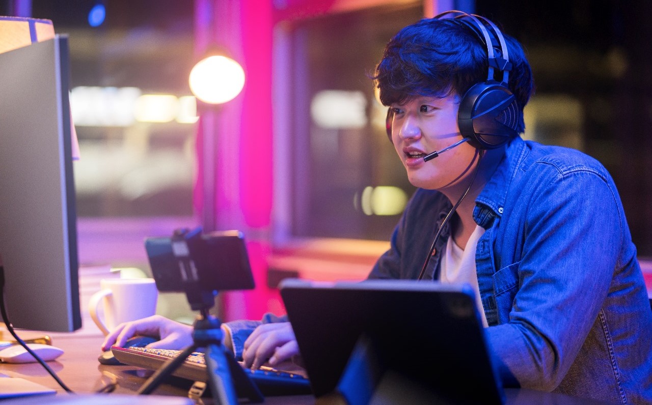 5 Tips Memilih Headset Gaming, Aksesoris Penting untuk Para Gamers!