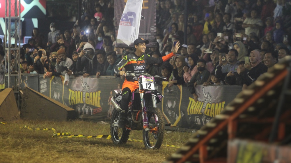 FANTASTIS! Lantian Juan Raih Gelar Quattrick Trial Game Dirt Seri Keempat di Magelang