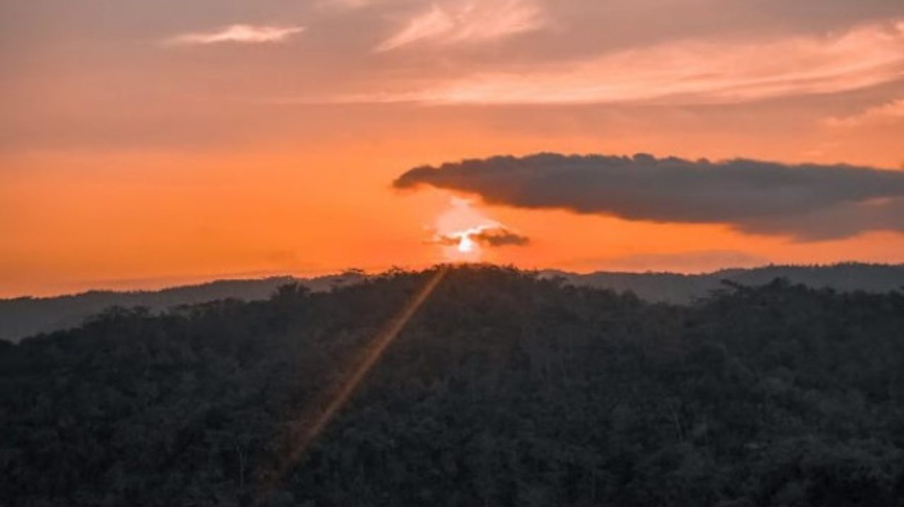 Bukit Sibungkel Tempat Tersembunyi di Salaman Magelang!