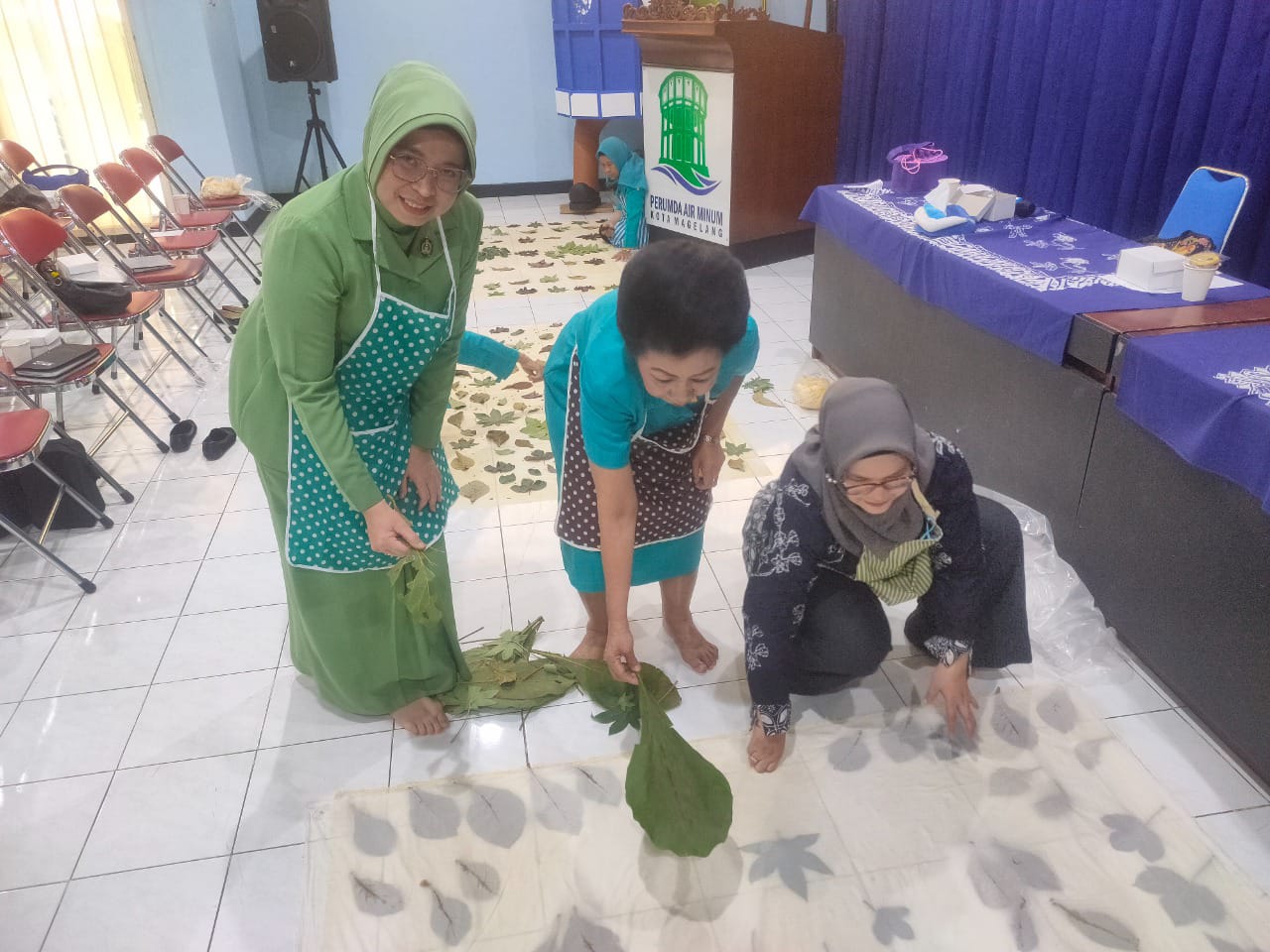 Sambut Hari Ibu, GOW Kota Magelang Bikin Batik Ecoprint