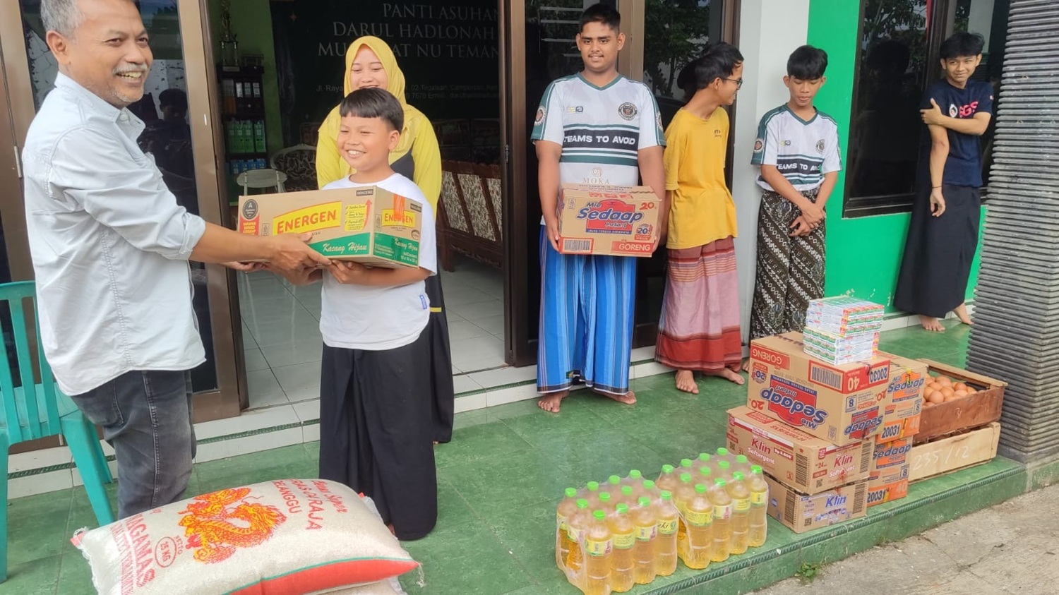 Wartawan Temanggung Berbagi Sembako ke Panti Asuhan Jelang Ramadan dan HPN 2026