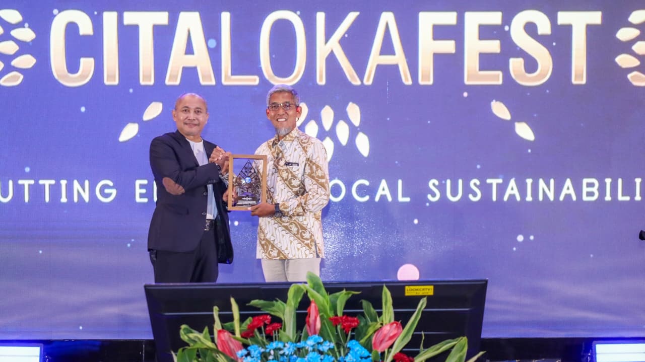 Gubernur Ahmad Luthfi Raih Penghargaan Cita Loka Fest 2025