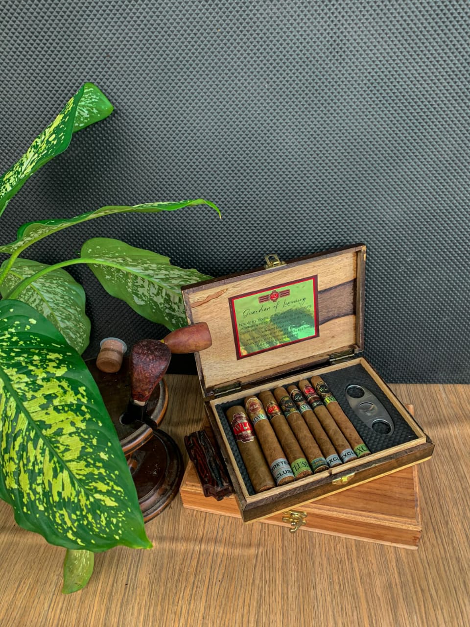 “Guardian of Limwung” Cerutu Asal Temanggung Yang Mendunia