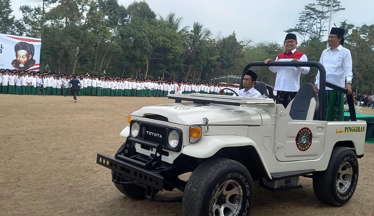 Upacara Hari Santri 2023 di Magelang: Cak Imin Minta Doa-Restu Para Santri Agar Menang Pilpres