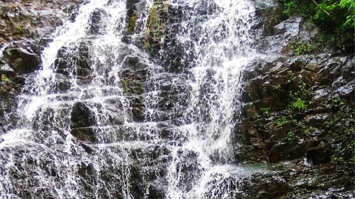 3 Destinasi Wisata Curug di Sekitar Candi Borobudur, Airnya Segar Pemandangannya Cetar