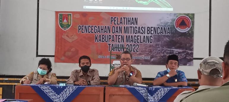 Warga Banyurojo Mertoyudan Dilatih Siaga Bila Terjadi Bencana