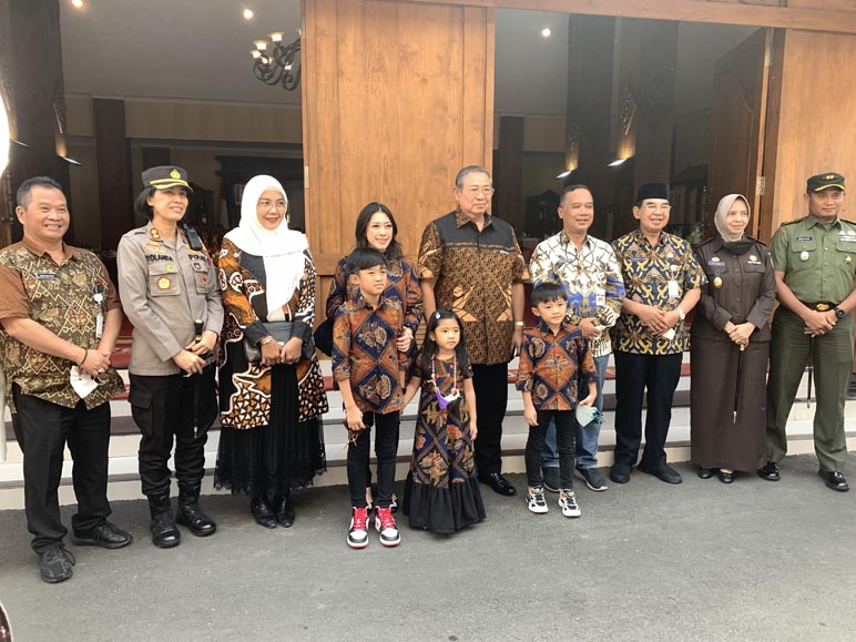 Sudah Pensiun, SBY Enggan Bicara Politik Saat Berkunjung ke Kota Magelang