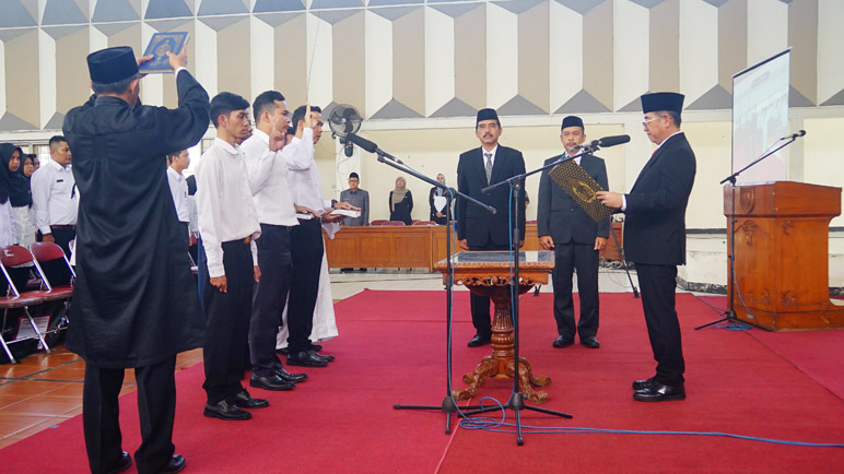 Pj Bupati Melantik Ratusan PPPK Pemkab Magelang