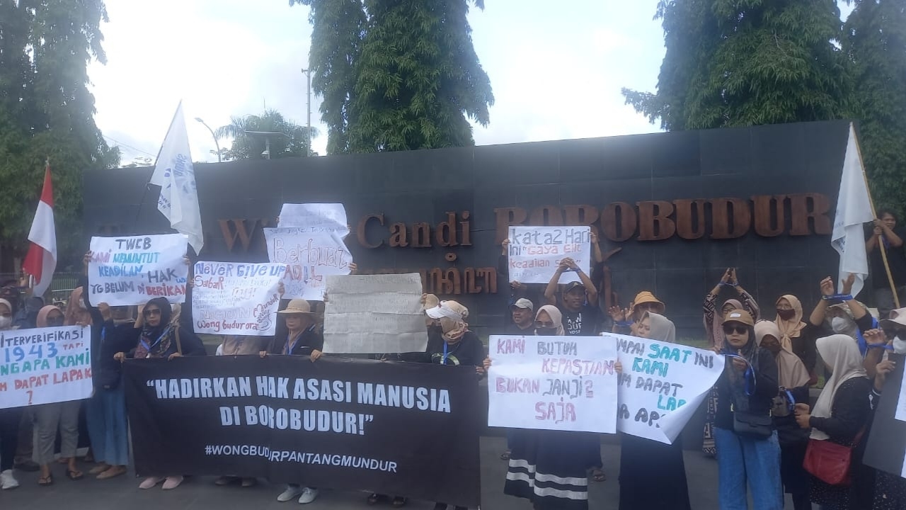 Puluhan Pedagang Borobudur Magelang Gelar Demo Tuntut Kejelasan