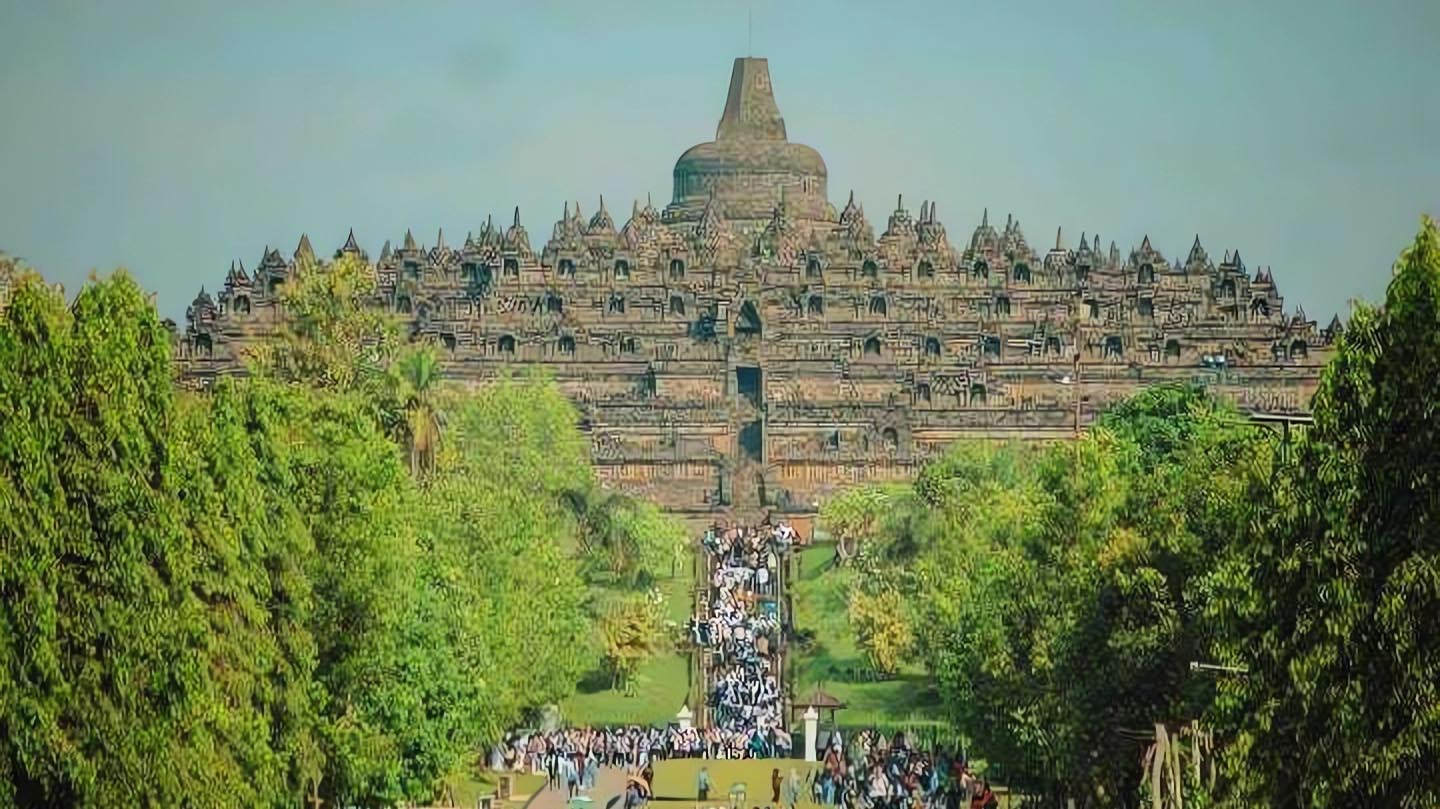 FAKTA TERBARU! Patung Tanpa Kepala Candi Borobudur Sudah Tertuang dalam Al Quran?