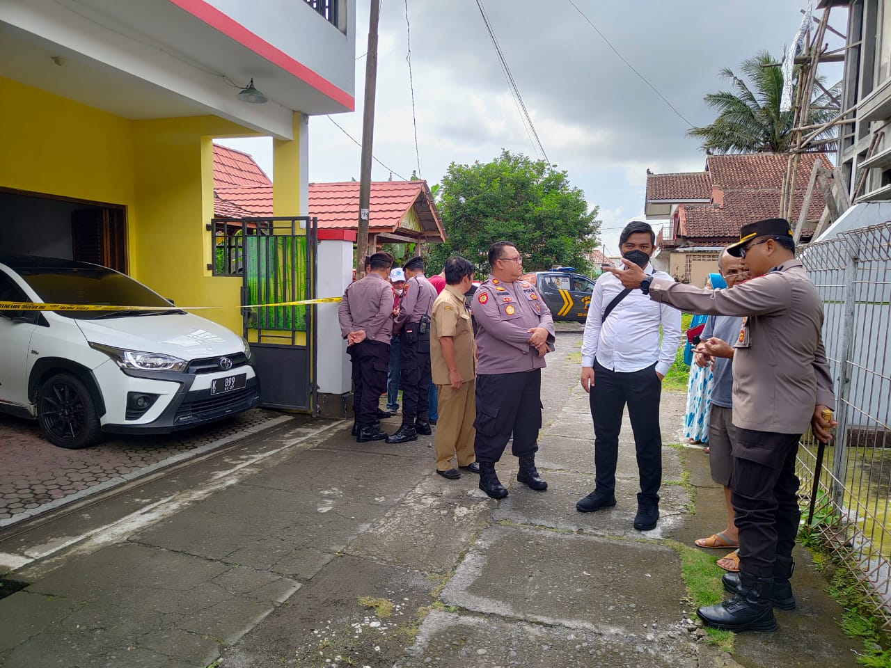 Pelaku Pembunuhan Satu Keluarga di Magelang Diduga Anaknya Sendiri, Apa Motifnya? 