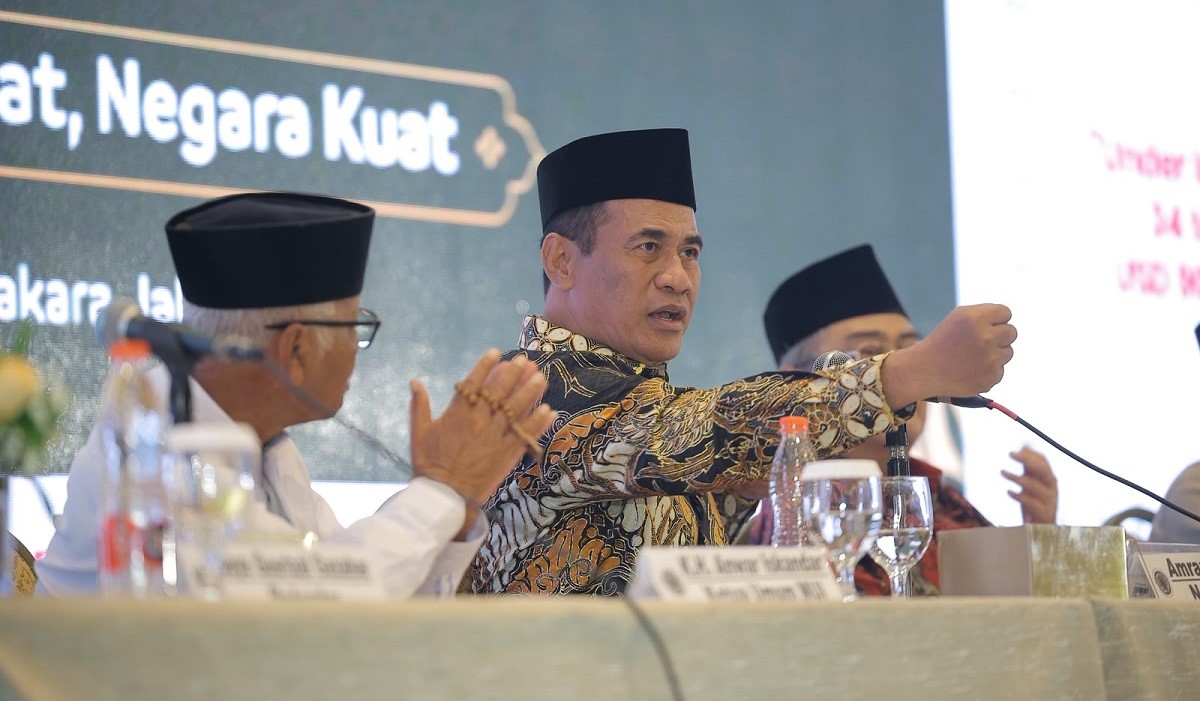 Kongres Umat Islam Indonesia VIII: Mentan Amran Siapkan Bibit dan Olah Lahan Gratis untuk Pesantren