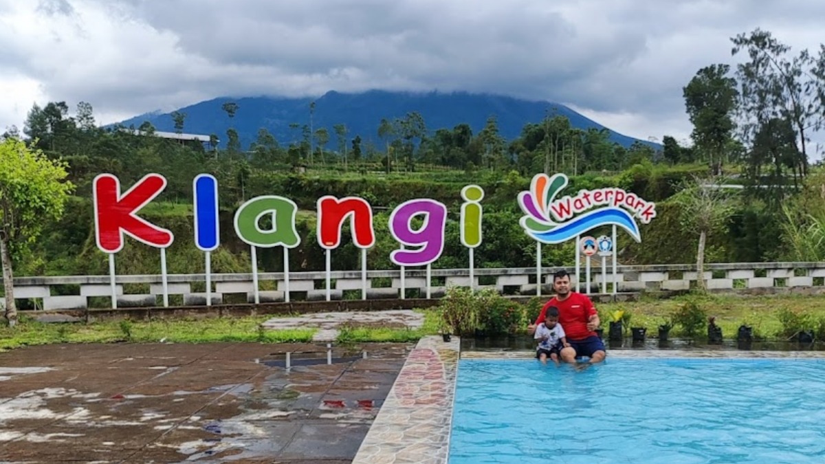 Klangi Waterpark Boyolali: Bisa Camping Sampai Renang Didekat Air Terjun Kedung Kayang!