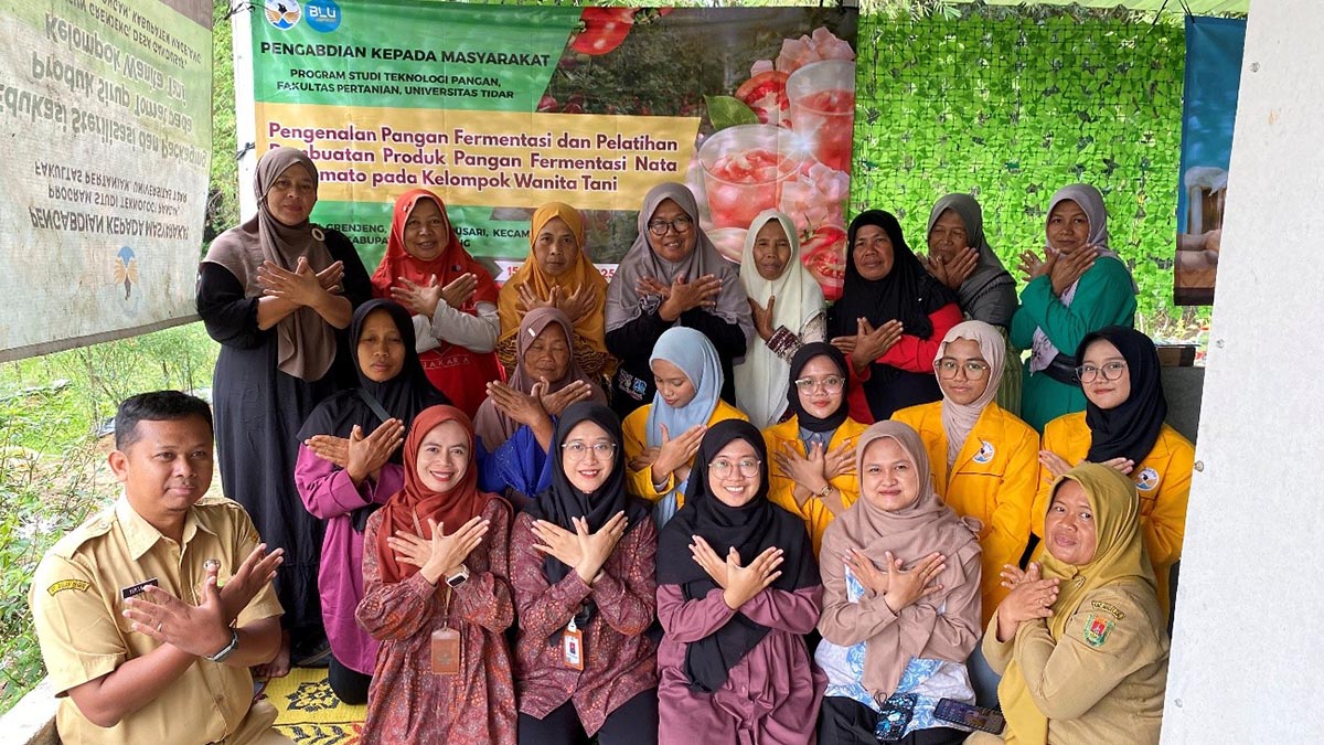 Dosen Untidar Kenalkan Inovasi Nata de Tomato kepada KWT Permai Tani di Magelang