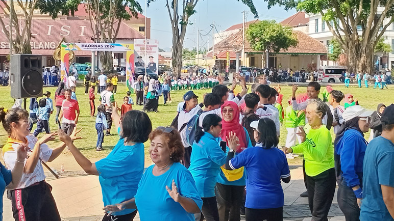 Rayakan Haornas, Siswa dan Guru se Kota Magelang Senam Bersama di Alun-Alun