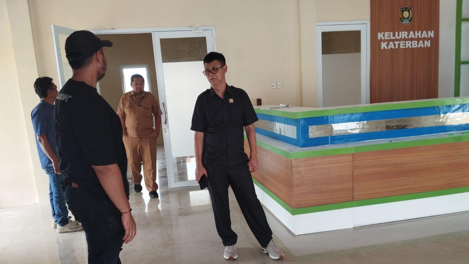 Proyek Pembangunan Kantor Kelurahan di Purworejo Ini Molor, Rokhman Minta Perkerjaan Dikebut