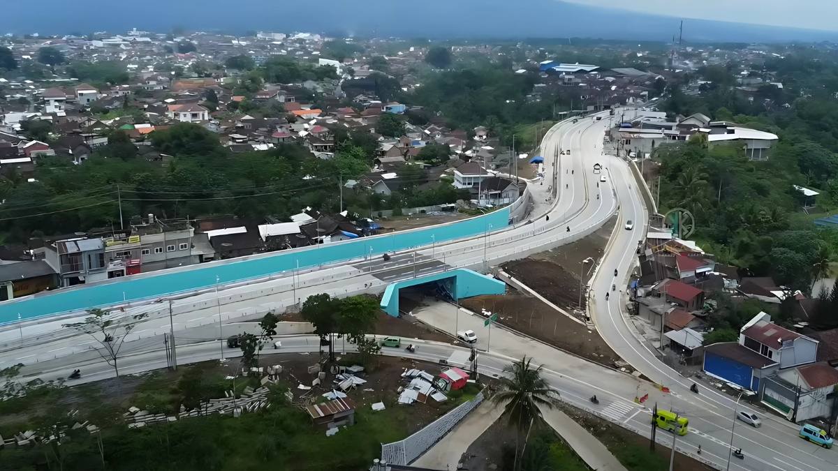 Flyover Canguk Kota Magelang Mulai Beroperasi, Arus Lalu Lintas Jadi Landai