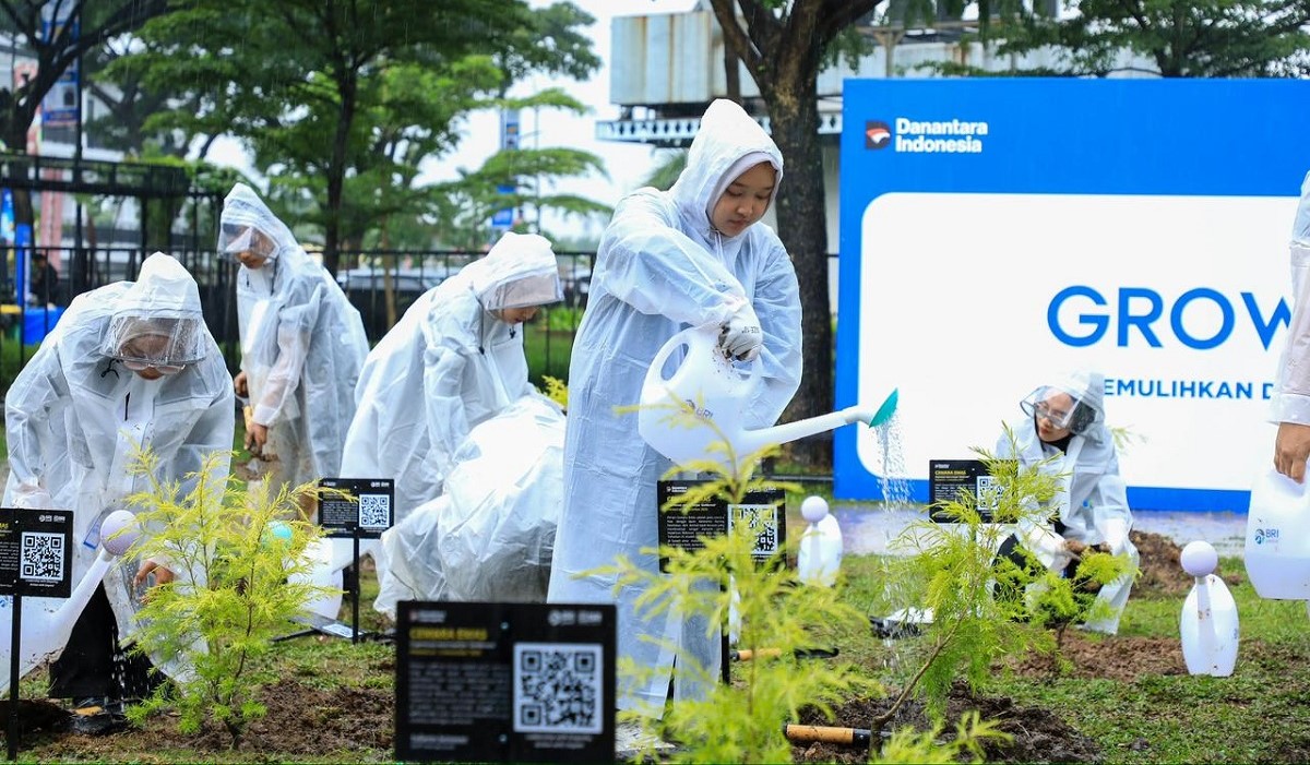 Perkuat Komitmen Keberlanjutan, BRI Gelar Aksi Tanam Pohon dan Ajak Masyarakat Peduli Lingkungan
