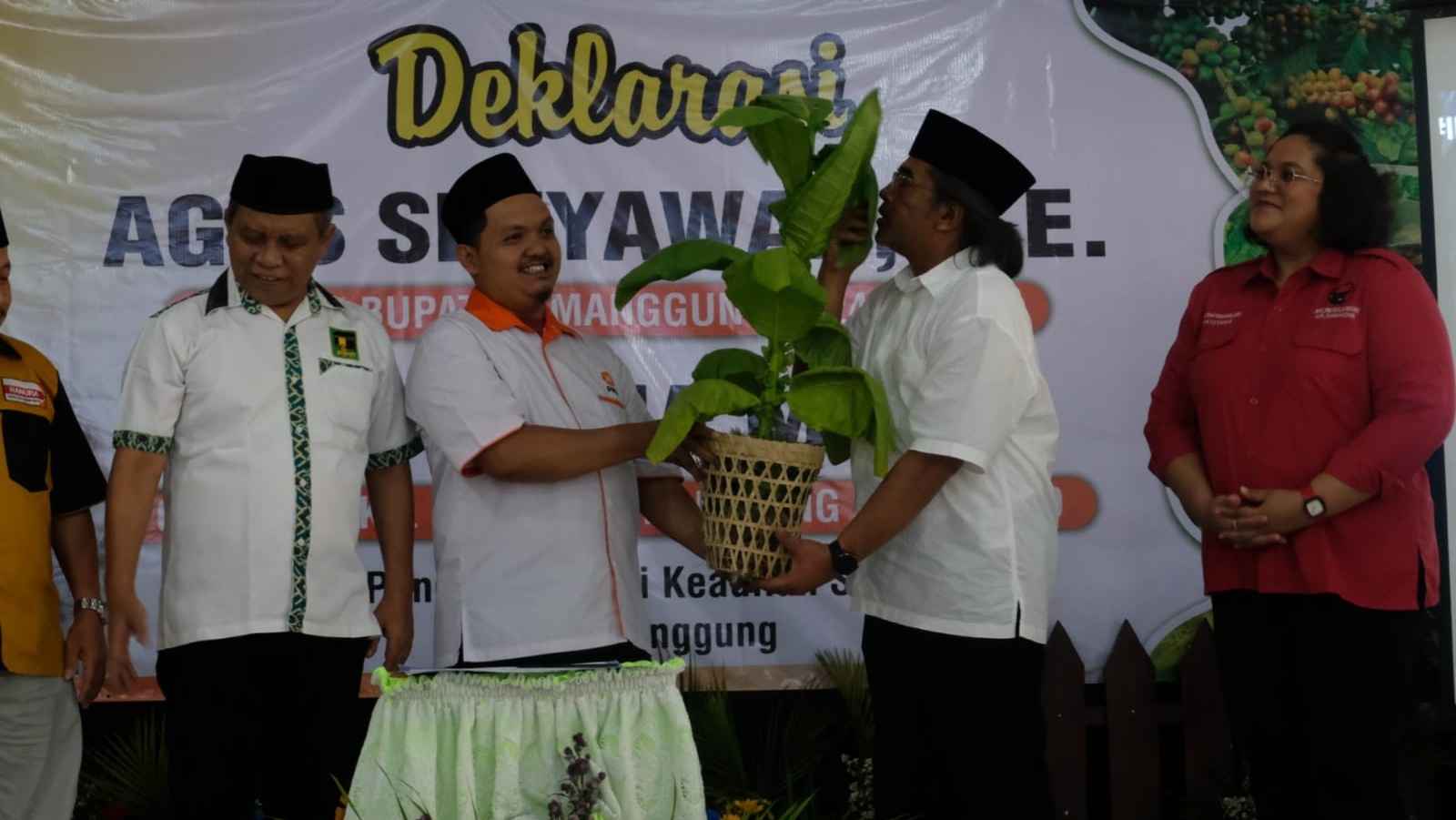 Agus Gondrong Tolak Karangan Bunga, Minta Bibit Tanaman Sebagai Ucapan Selamat