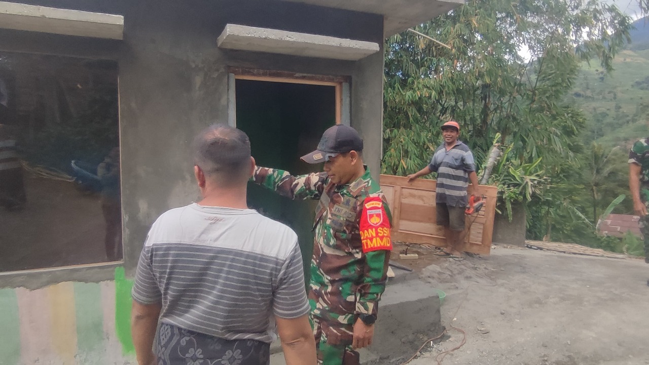 Jelang Penutupan TMMD ke-125 Temanggung, Pos Kamling Desa Banaran Resmi Rampung