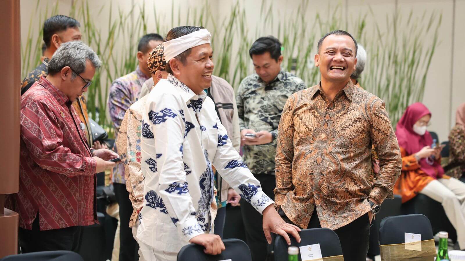 Momen Keakraban Ahmad Luthfi dan Dedi Mulyadi Warnai Pemeriksaan LKPD BPK RI