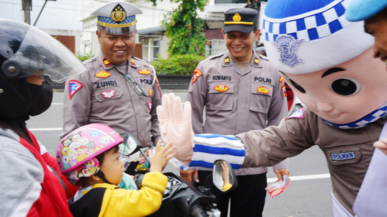 Kampanyekan Tertib Lalu Lintas, Satlantas Polres Magelang Kota Ajak 