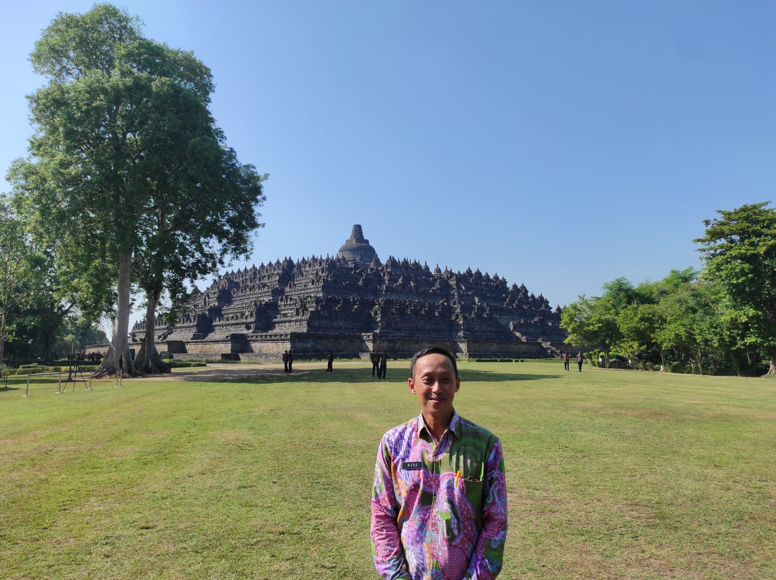 Kaisar Jepang Kagumi Jaladwara Saat Mengunjungi Candi Borobudur